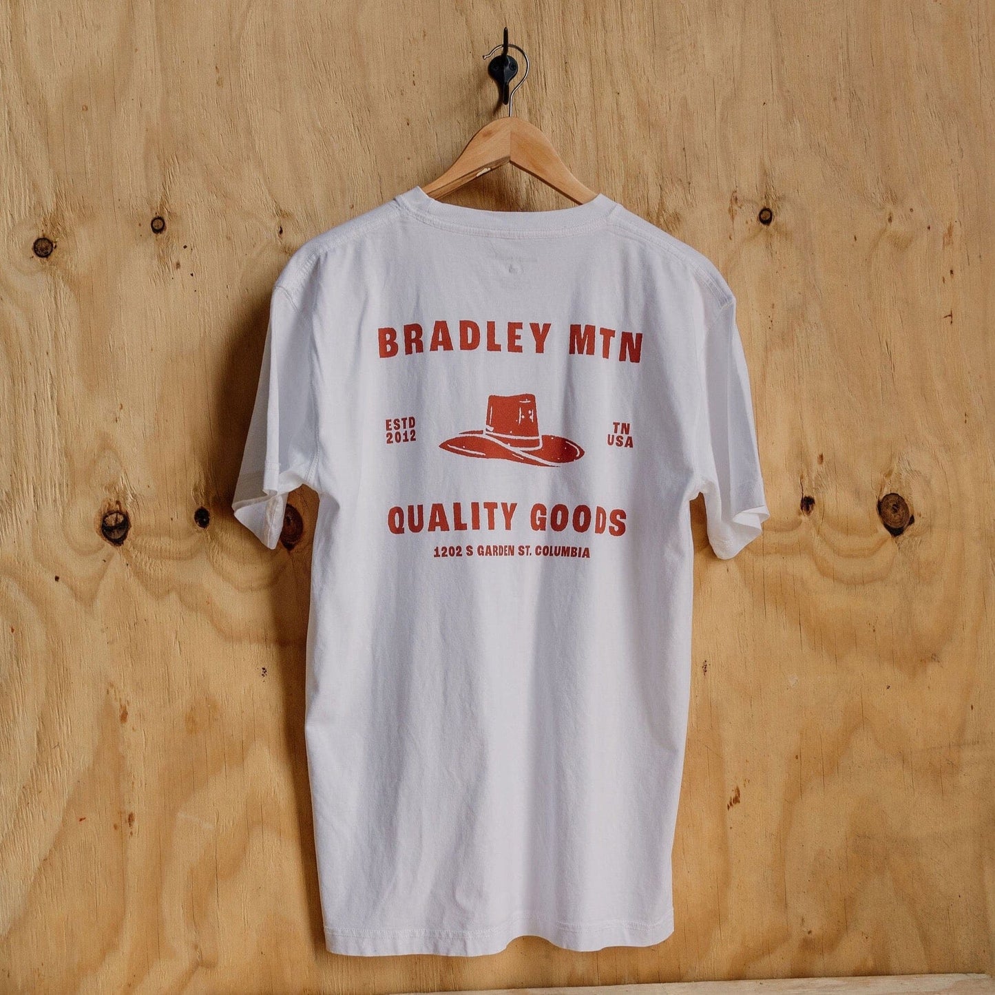 Cowboy Pocket Tee - White Bradley Mountain 