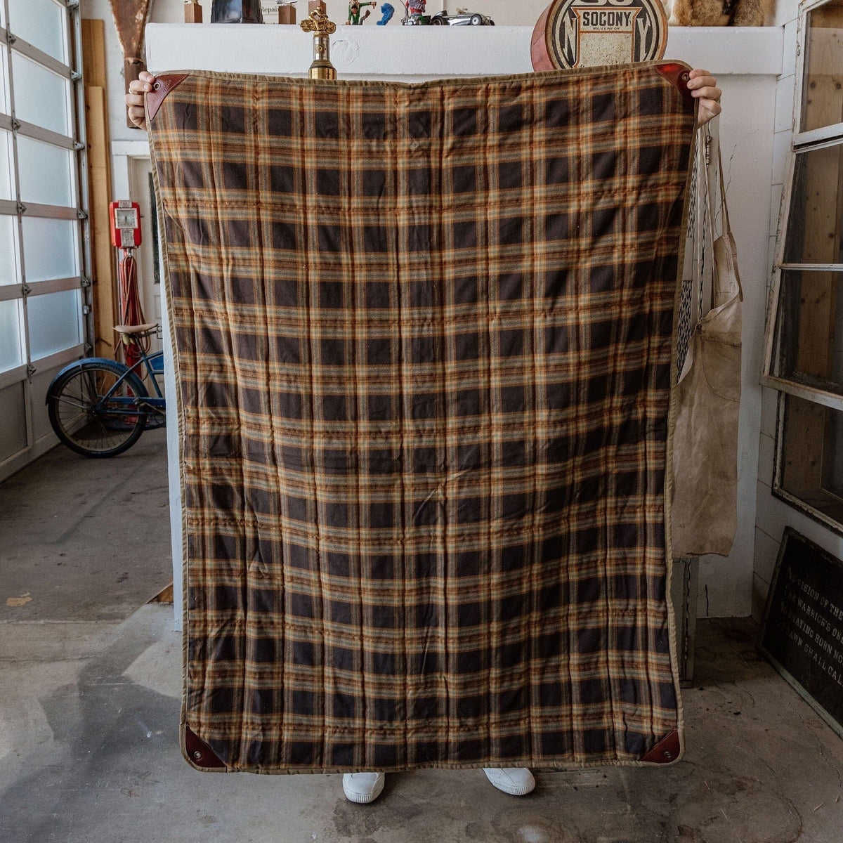 Insulated Waxed Camp Blanket - Field Tan Bradley Mountain 