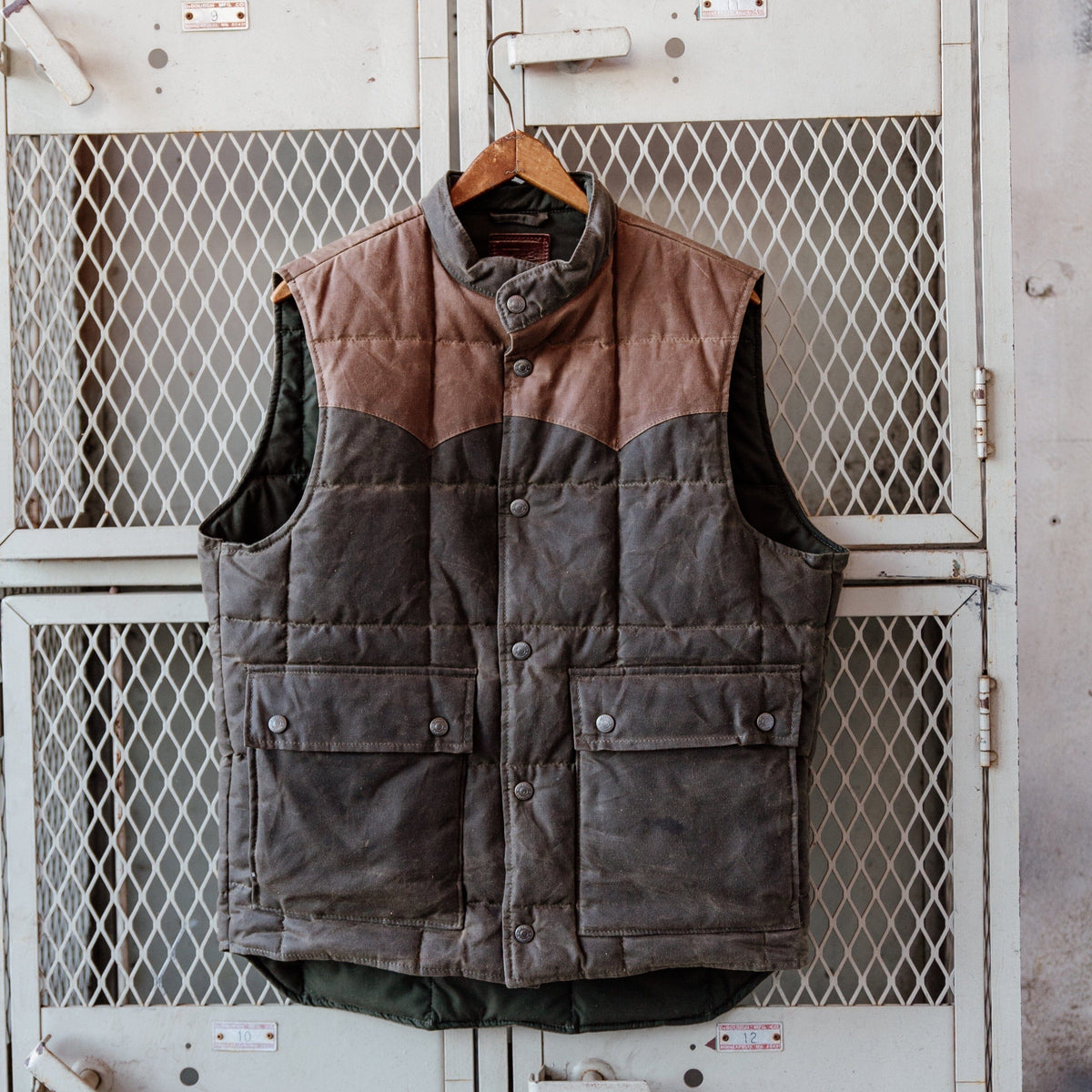 Navigator Vest - Western Olive Bradley Mountain 