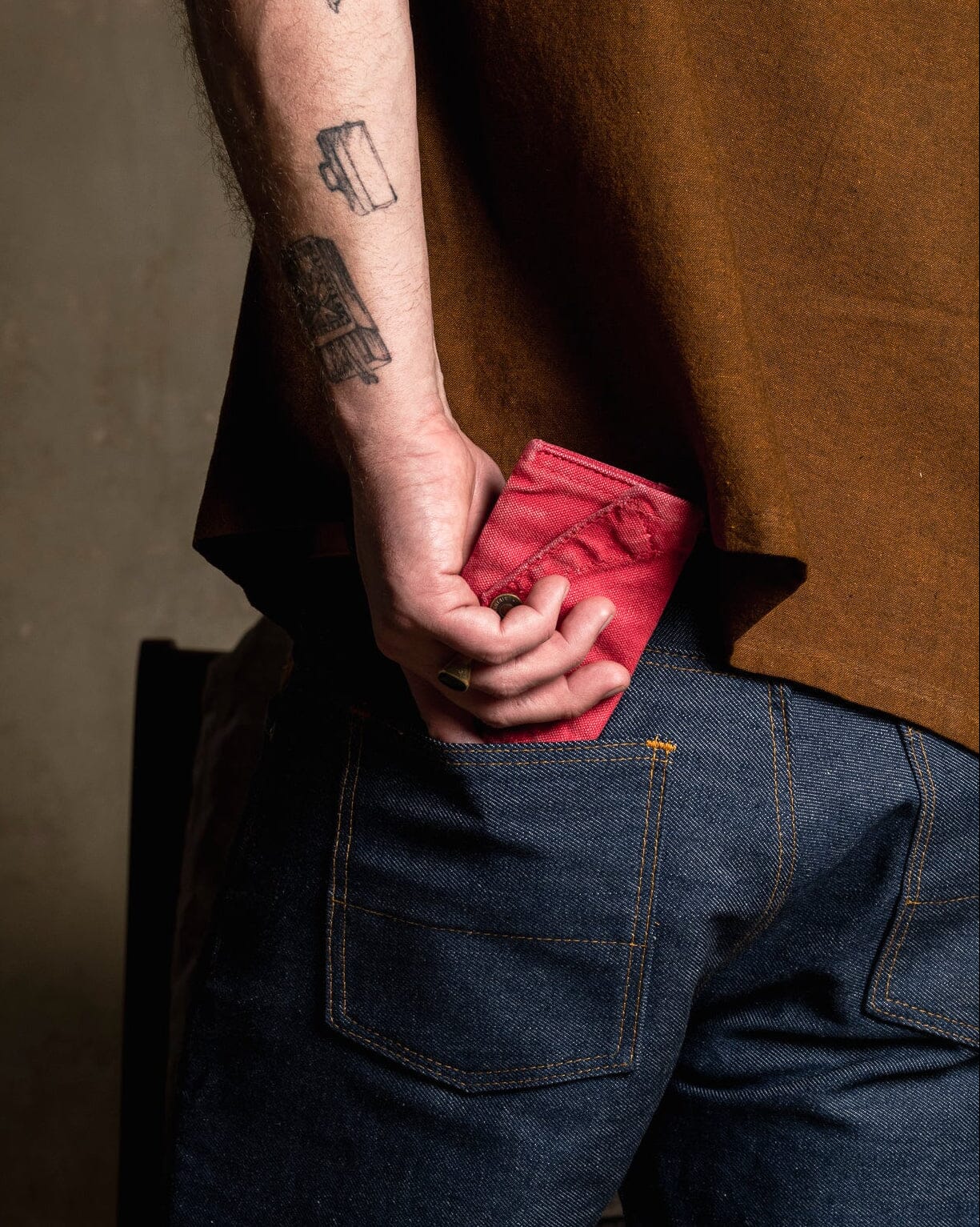 Drifter Canvas Wallet - Washed Red Bradley Mountain 